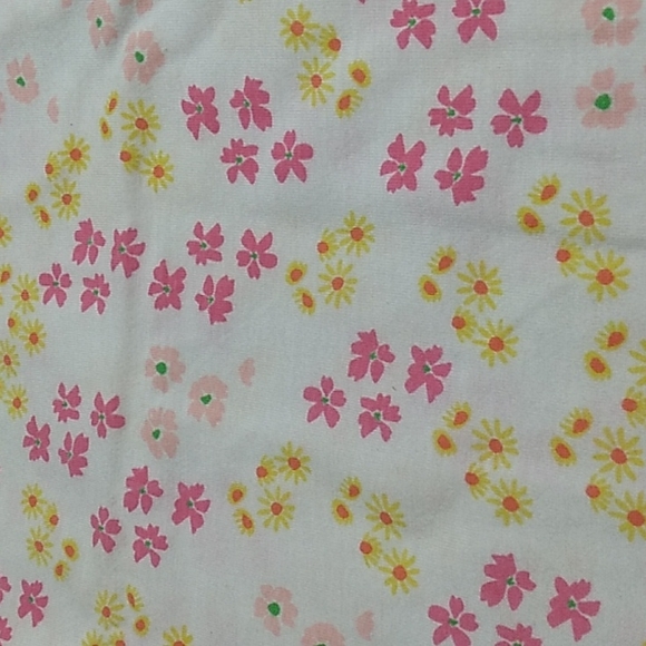 Epic Threads Girl t-shirt in white with pink and yellow flowers size 6X - Picture 2 of 5